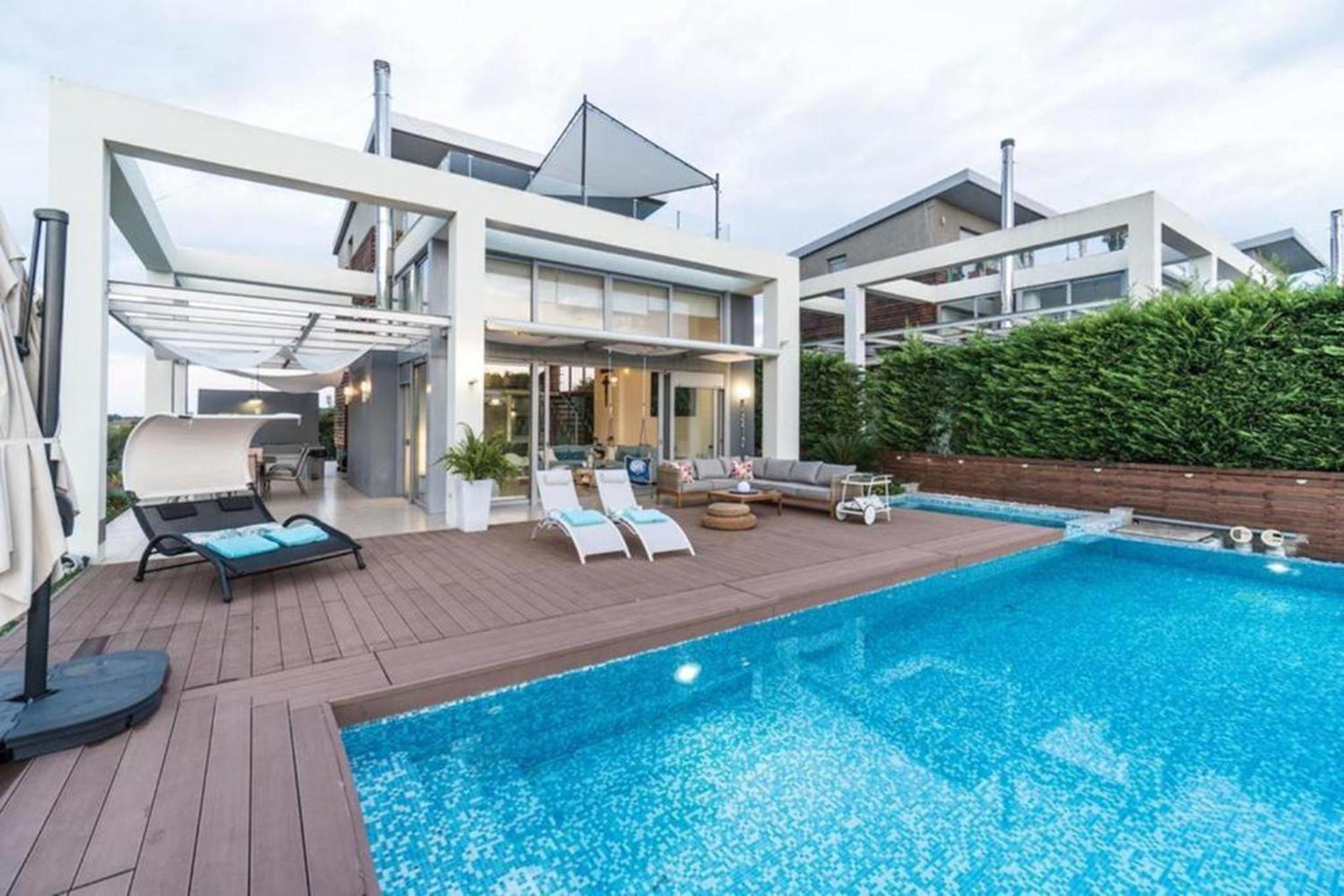 Island Villa Sani Sani  Exteriör bild